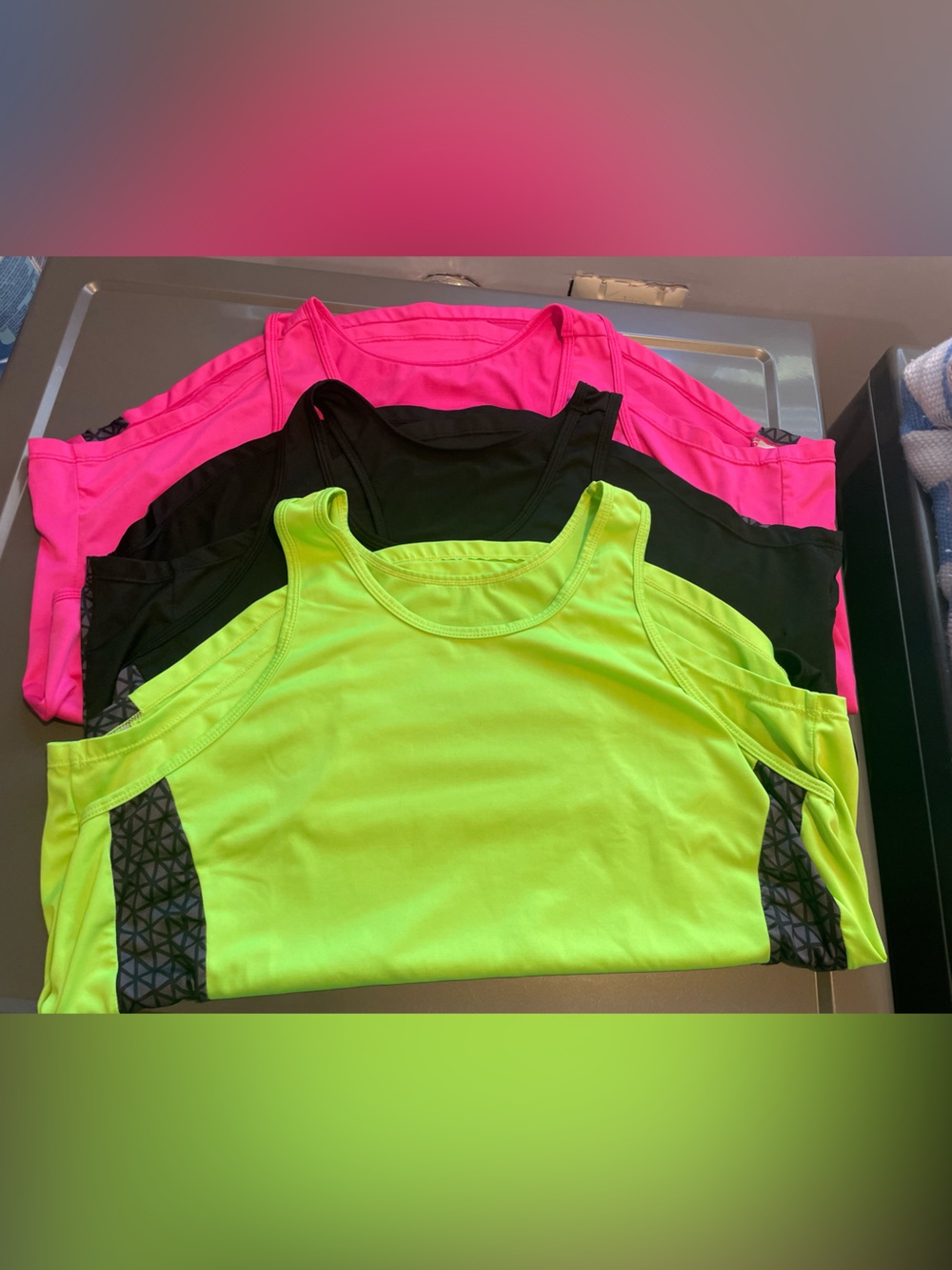 Active tank tops - set of 3
